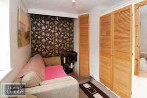 SILCOTT STREET- click for photo gallery